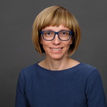 Ana Vogrinčič Čepič
